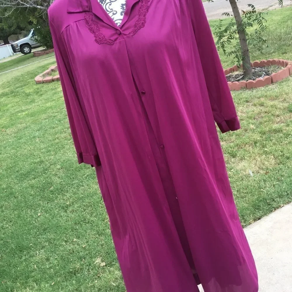 Vanity Fair Vintage gown & Robe Set S